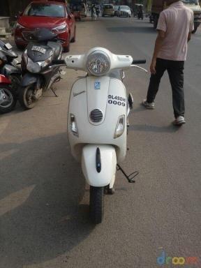 Piaggio Vespa 125cc 2012