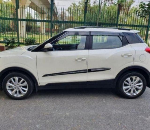 Mahindra XUV300 W8 Petrol BS6 2020