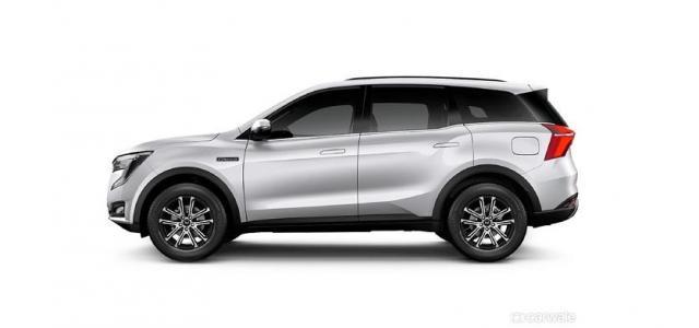 Mahindra XUV700 AX7 DIESEL AT 7 STR 2022