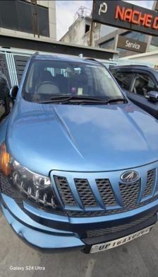 Mahindra XUV500 W8 2014